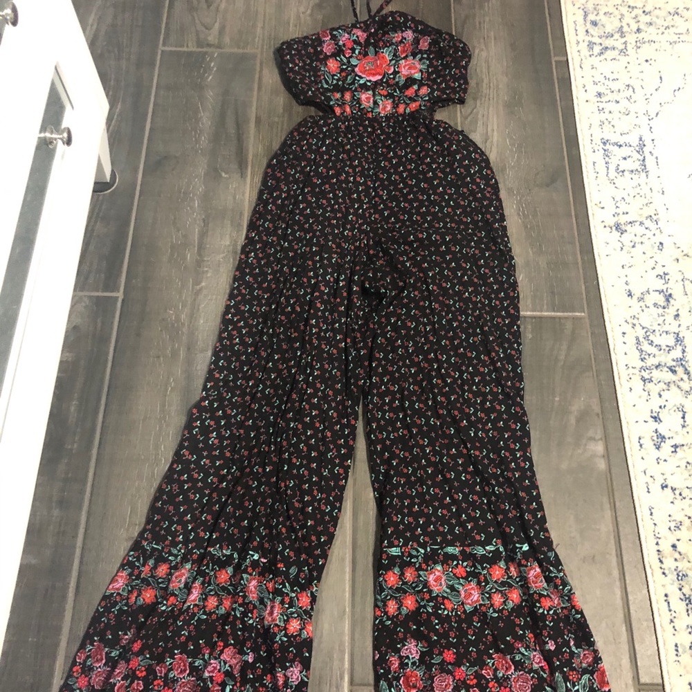 Nwt Chelsea and violet cut out jumpsuit medium boho